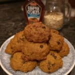 Healthy Pumpkin Oat Cookies: A delicious and easy recipe perfect for healthy fall baking! #healthycookies #pumpkinrecipes #fallbaking